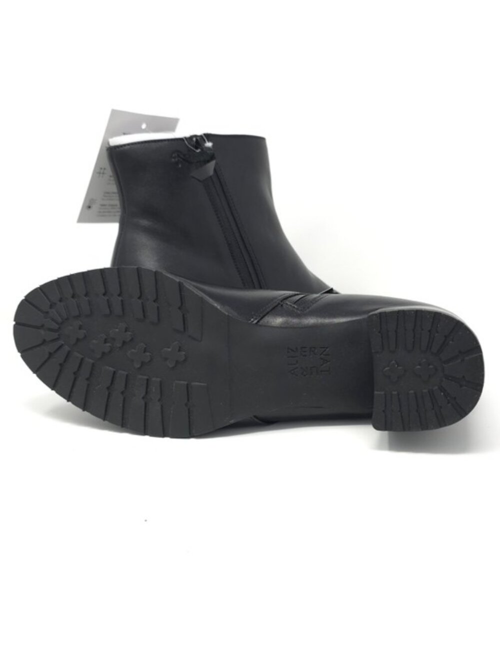 Naturalizer Bay Waterproof Heeled Ankle Boot Black Leather 11 M - Picture 5 of 14